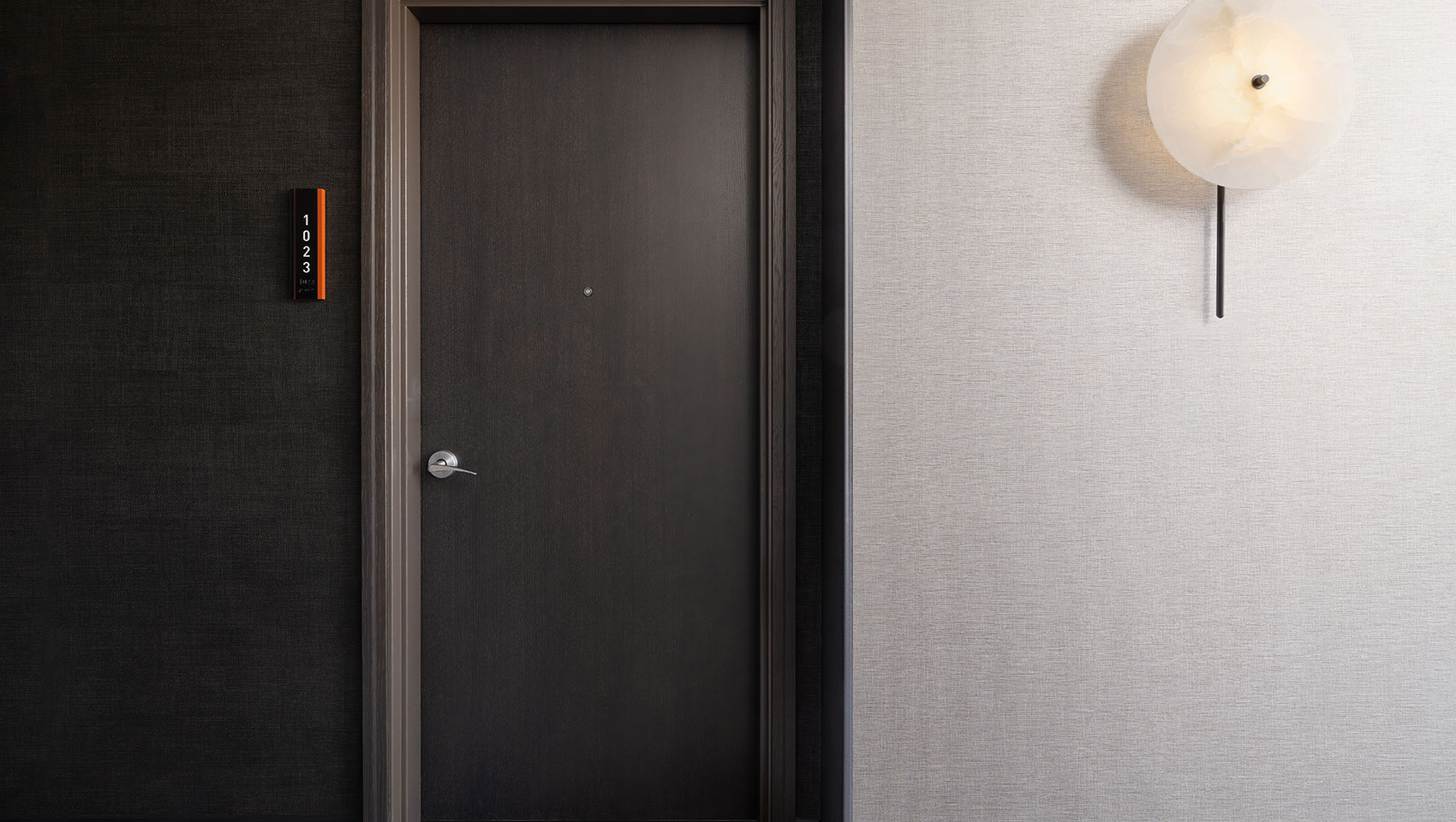kimpton santo room door